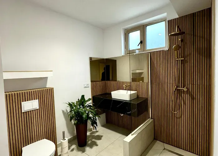 Gruia Garden Apartmán