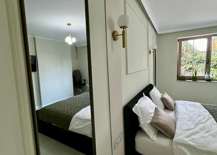 Gruia Garden Apartmán *